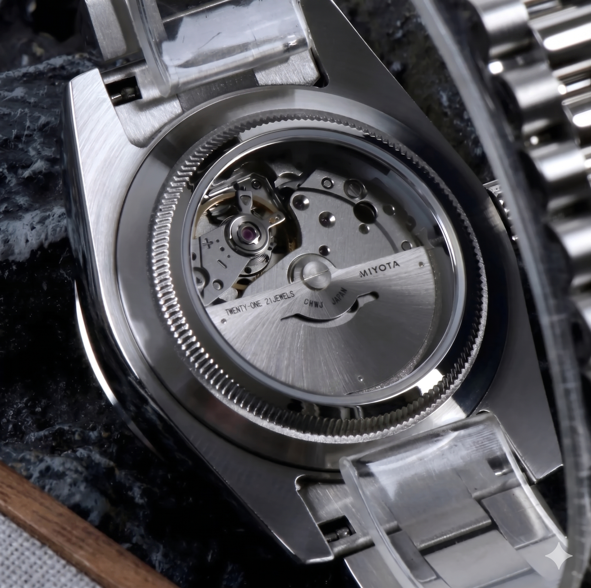 DayDate | Arabic Black