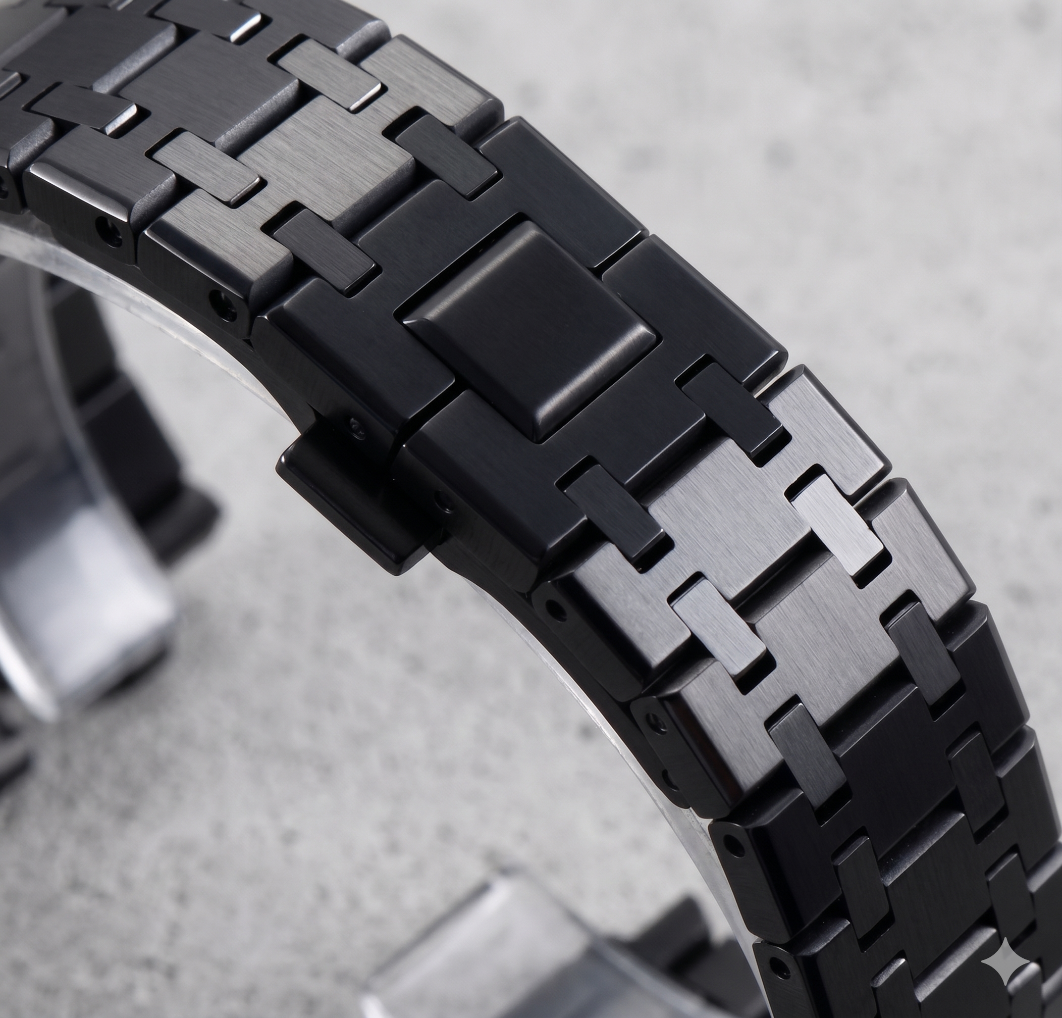 Royal Seikoak | Black Skeleton